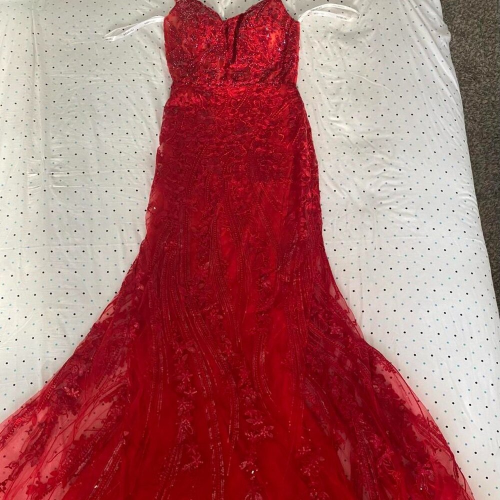 Red Sherri Hill Lace Prom Dress - Picture 3 of 8